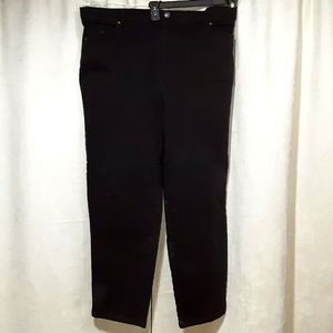 Gloria Vanderbilt Jean's suze 22W.